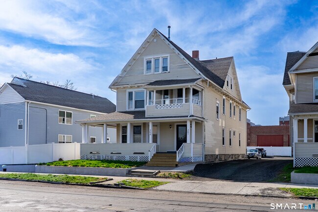 259 Laurel Ave in Bridgeport, CT - Building Photo - Building Photo