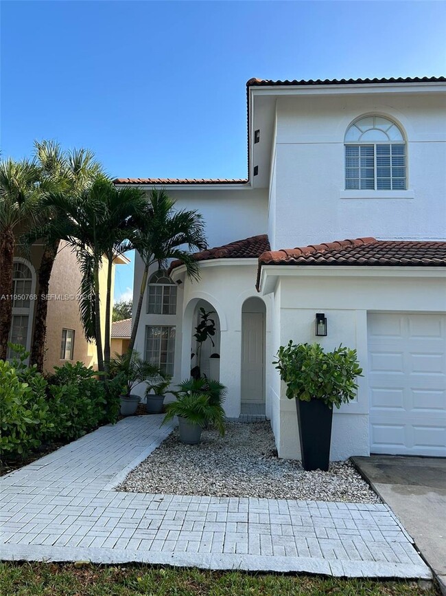 14146 SW 31st St in Miramar, FL - Building Photo - Building Photo