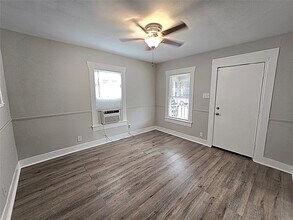 2816 St Emanuel St in Houston, TX - Building Photo - Building Photo