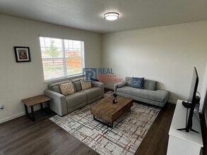13725 Siltstone St in Longmont, CO - Building Photo - Building Photo