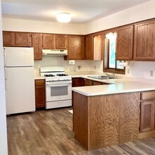6 Fairway Dr in Monticello, MN - Building Photo - Building Photo