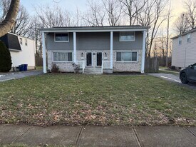 157 Marine Dr, Unit 157 Marine Dr in Buffalo, NY - Building Photo