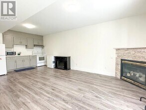 2475 Prestonvale Rd in Courtice, ON - Building Photo - Building Photo