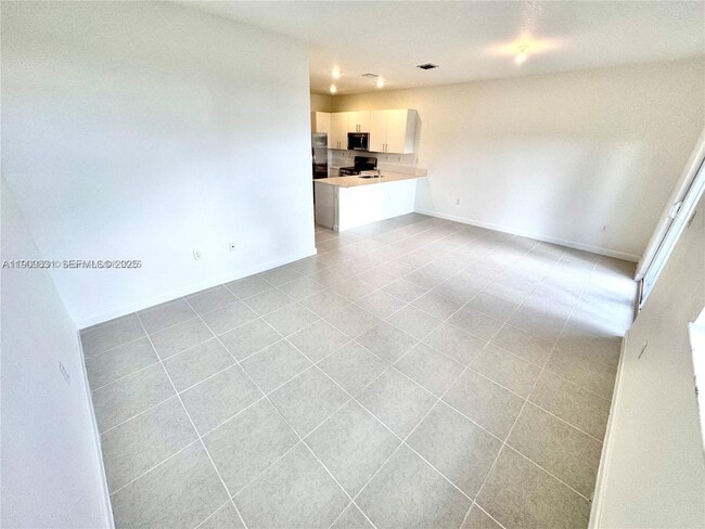 property at 2490 SE 29th St