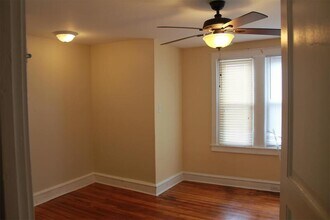 5869 Woodcrest Ave in Philadelphia, PA - Building Photo - Building Photo