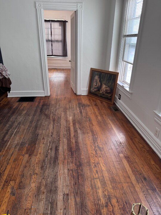 151 Grove Pl in Utica, NY - Foto de edificio