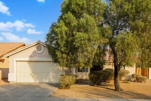 2030 N 87th Dr in Phoenix, AZ - Building Photo