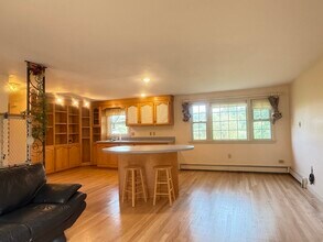 45 Bernard St in Lexington, MA - Building Photo - Building Photo
