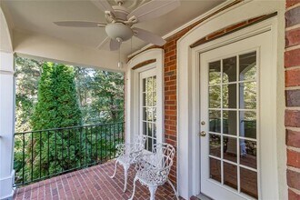 651 Briarleigh Way in Woodstock, GA - Building Photo - Building Photo