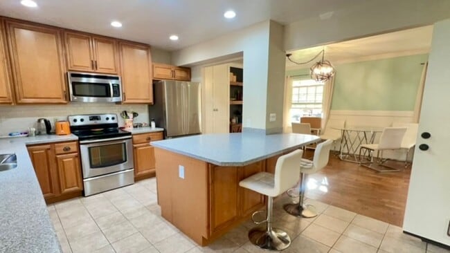 12133 Cinnamon Ridge Rd in Sandy, UT - Building Photo - Building Photo