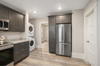 951 Fulton St W in Grand Rapids, MI - Building Photo - Building Photo