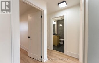 484A Cosburn Ave. in Toronto, ON - Building Photo - Building Photo