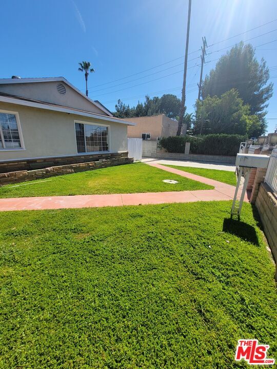 5808 Colfax Ave in Los Angeles, CA - Building Photo - Building Photo