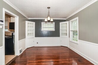 19600 Milan Dr in Maple Heights, OH - Building Photo - Building Photo