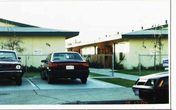 576-580 7th St in Imperial Beach, CA - Foto de edificio - Building Photo