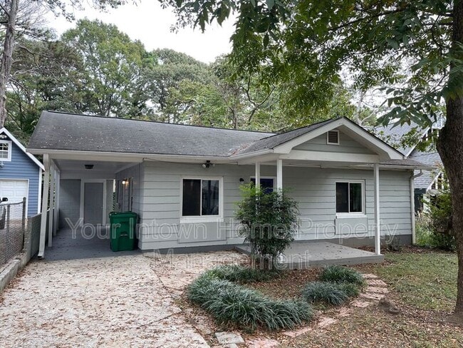 2110 Cavanaugh Ave SE