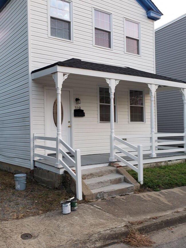 property at 319 E Ladies Mile Rd