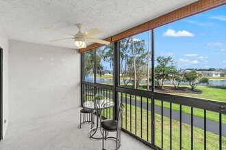 7270 Ashford Pl in Delray Beach, FL - Building Photo - Building Photo