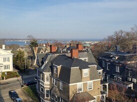 415 County St, Unit 512 in New Bedford, MA - Building Photo