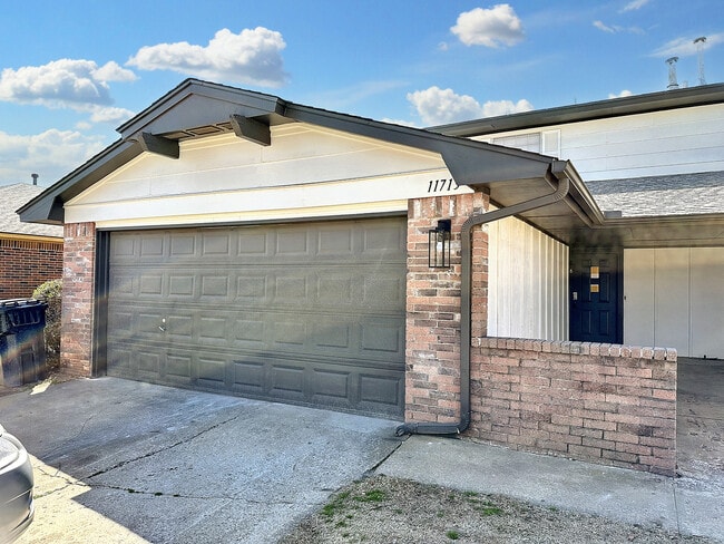 11713 N Francis Ave in Oklahoma City, OK - Building Photo - Building Photo
