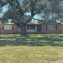 10353 Farm To Market Road 539 Unit in Sutherland Springs, TX - Building Photo - Building Photo