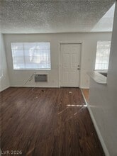 708 Jackson Ave in Las Vegas, NV - Building Photo - Building Photo