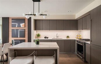 380 Cordova St in Pasadena, CA - Building Photo - Building Photo