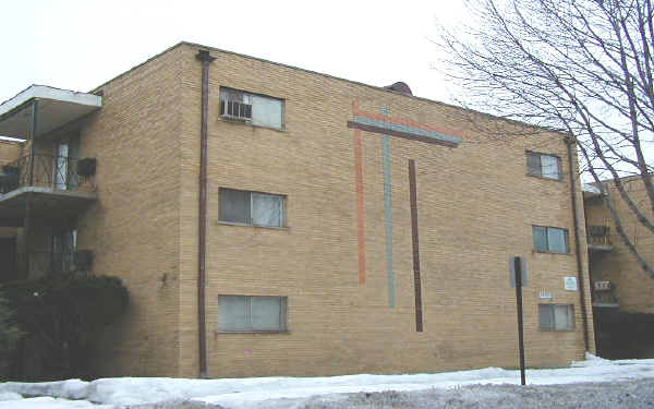 14107 S School St in Riverdale, IL - Foto de edificio