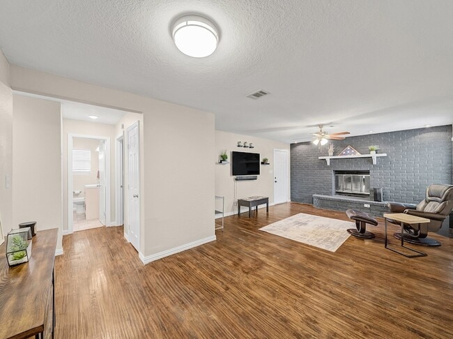 3237 Olive Pl in Fort Worth, TX - Building Photo - Building Photo