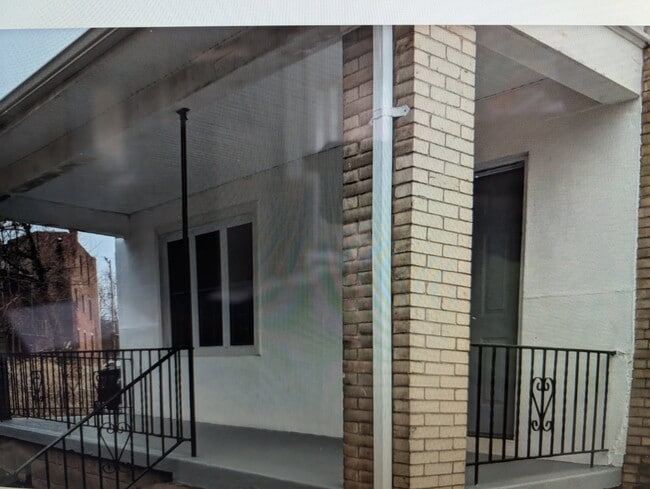 property at 1128 Penn Ave