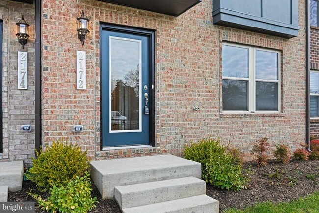 property at 2172 Glacier Rd