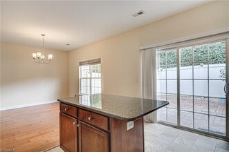 3970 Fountain Village Ln in High Point, NC - Building Photo - Building Photo