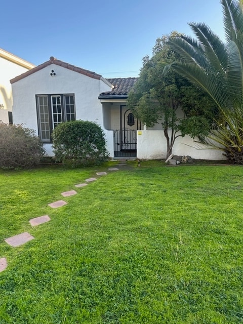 6112 Alcott St in Los Angeles, CA - Building Photo - Building Photo