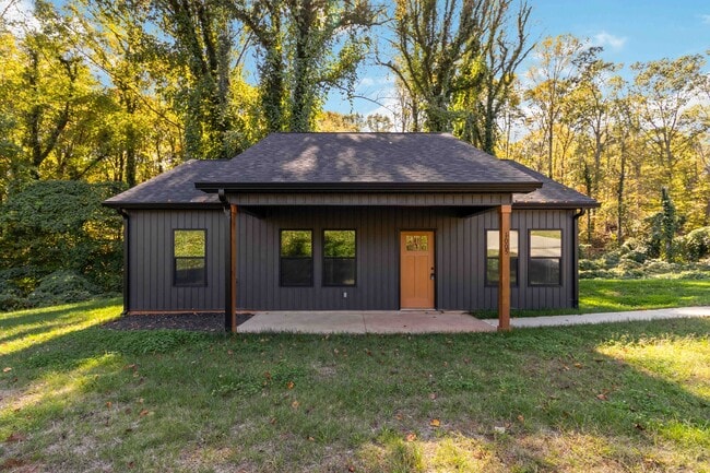 property at 1005 Midnight Rd
