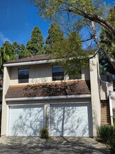 414 Brighton Springs in Costa Mesa, CA - Building Photo - Building Photo