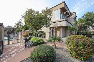 7400 E Gainey Club Dr in Scottsdale, AZ - Building Photo - Building Photo