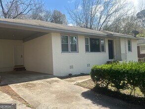 1112 N Beddingfield Dr in Macon, GA - Building Photo - Building Photo