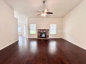 6535 N Vista Ave in Fresno, CA - Building Photo - Building Photo