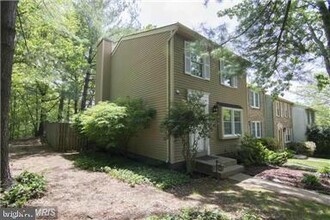 11556 Ivy Bush Ct in Reston, VA - Building Photo - Building Photo