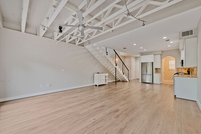 1616 Elgin St in Houston, TX - Building Photo - Building Photo