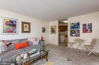 2018 Walnut St photo'