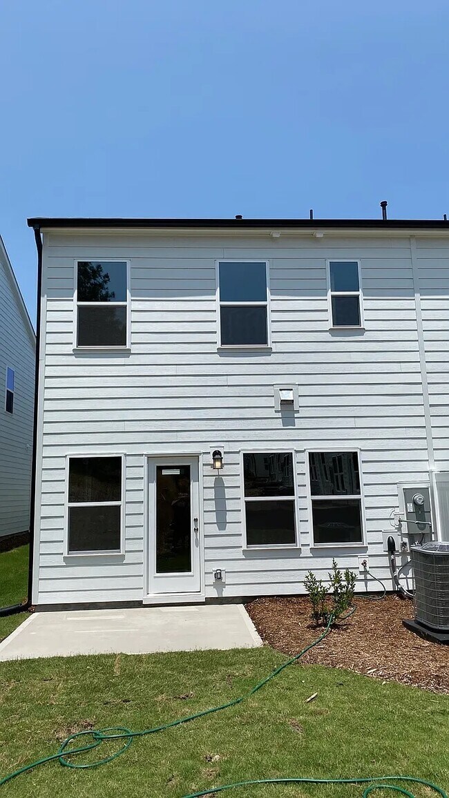 3006 Vitner Dr in Durham, NC - Building Photo - Building Photo