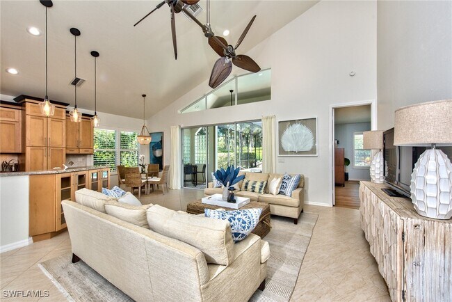 1705 Marsh Run in Naples, FL - Building Photo - Building Photo