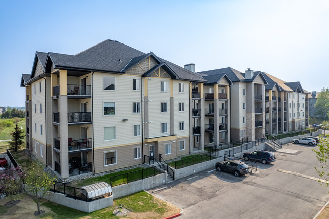 Mackenzie Pointe in Airdrie, AB - Building Photo - Building Photo