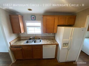 11837 Watergate Cir in Boca Raton, FL - Building Photo - Building Photo