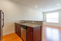 1405 N Sydenham St photo'