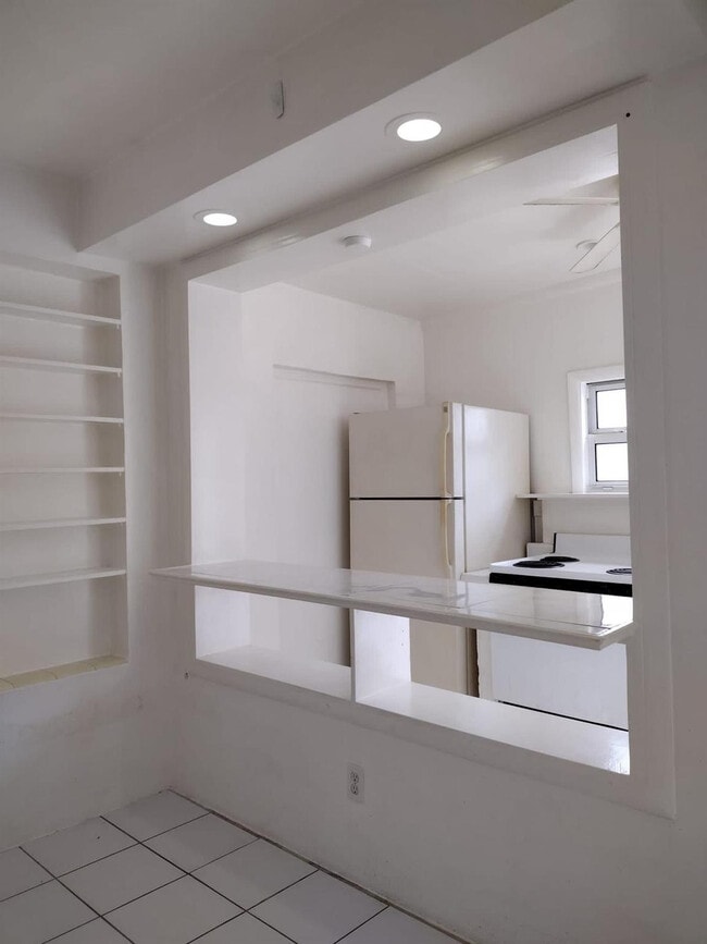 property at 1707 Thomas St