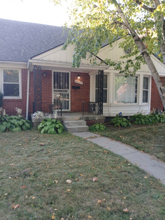 19377 Forrer St in Detroit, MI - Building Photo