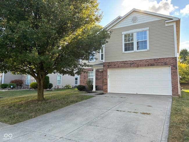 2274 Bridlewood Dr in Franklin, IN - Foto de edificio - Building Photo