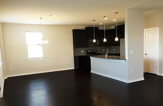 400 Eagle Brook Ln in Buda, TX - Building Photo - Building Photo